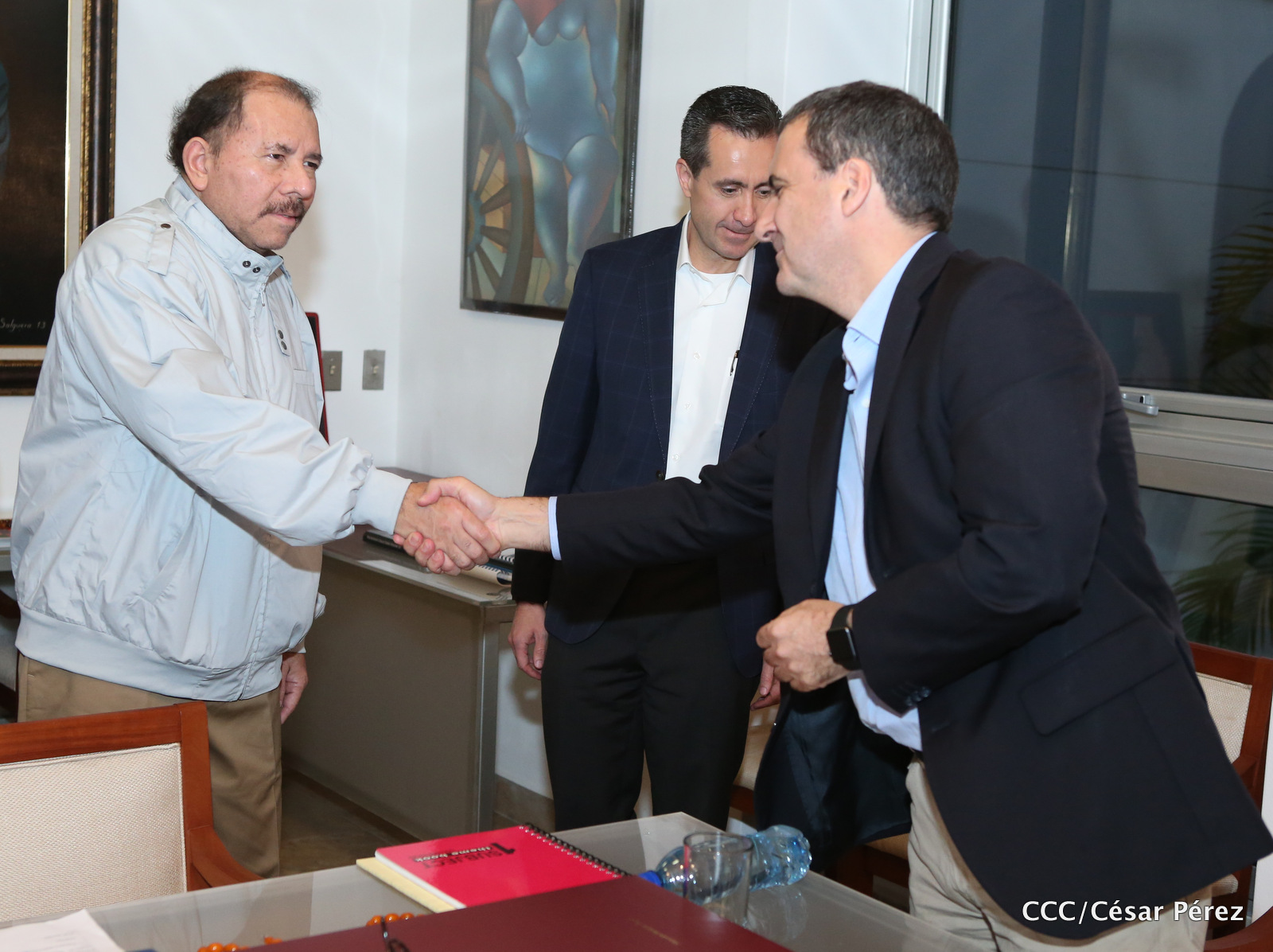 Vicepresidente para Am&eacute;rica Latina del BM se re&uacute;ne con el Comandante Daniel
